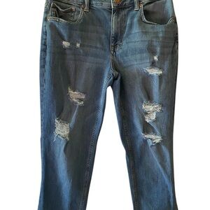MAURICES BLUE BOYFRIEND JEANS DISTRESSED STYLE SZ 8